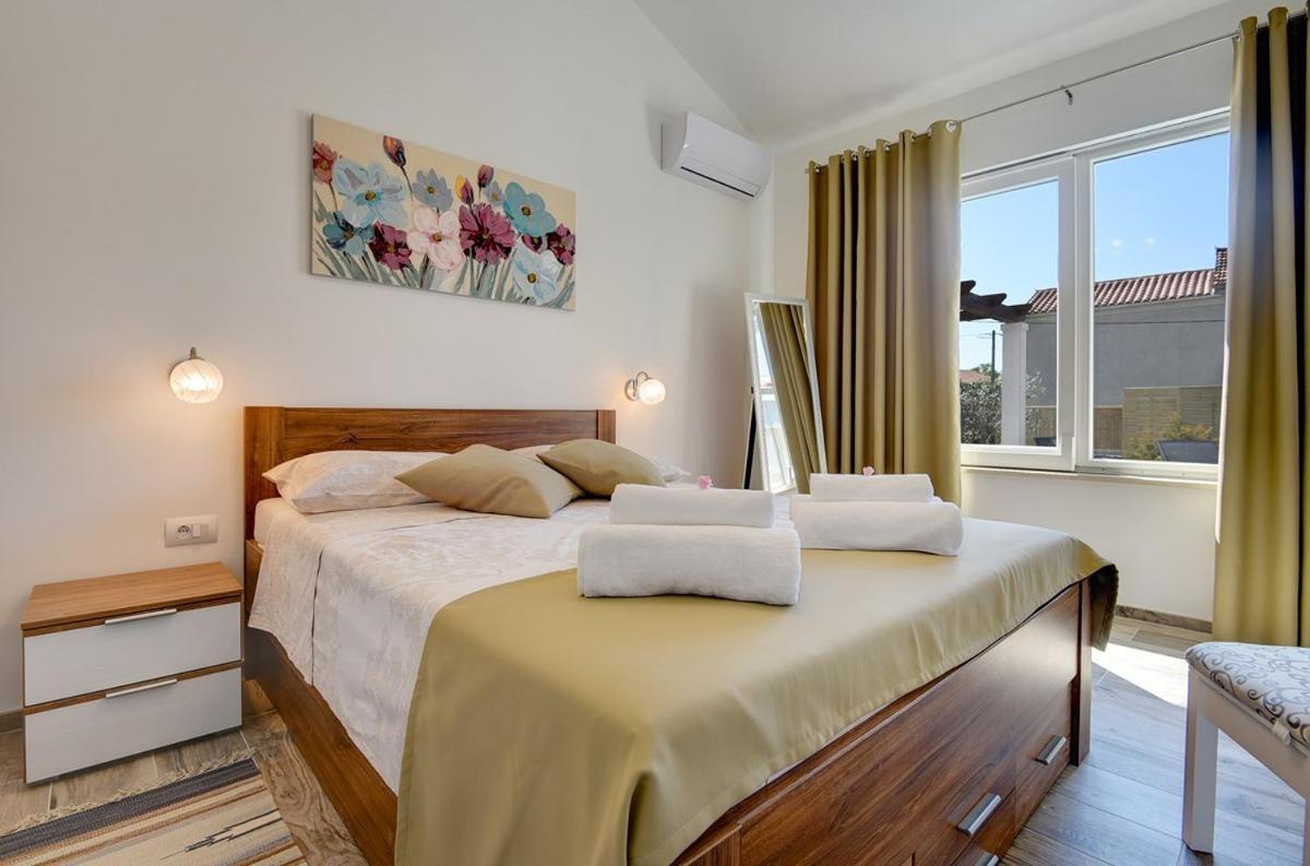 Villa Sunny Home 보드냔 외부 사진