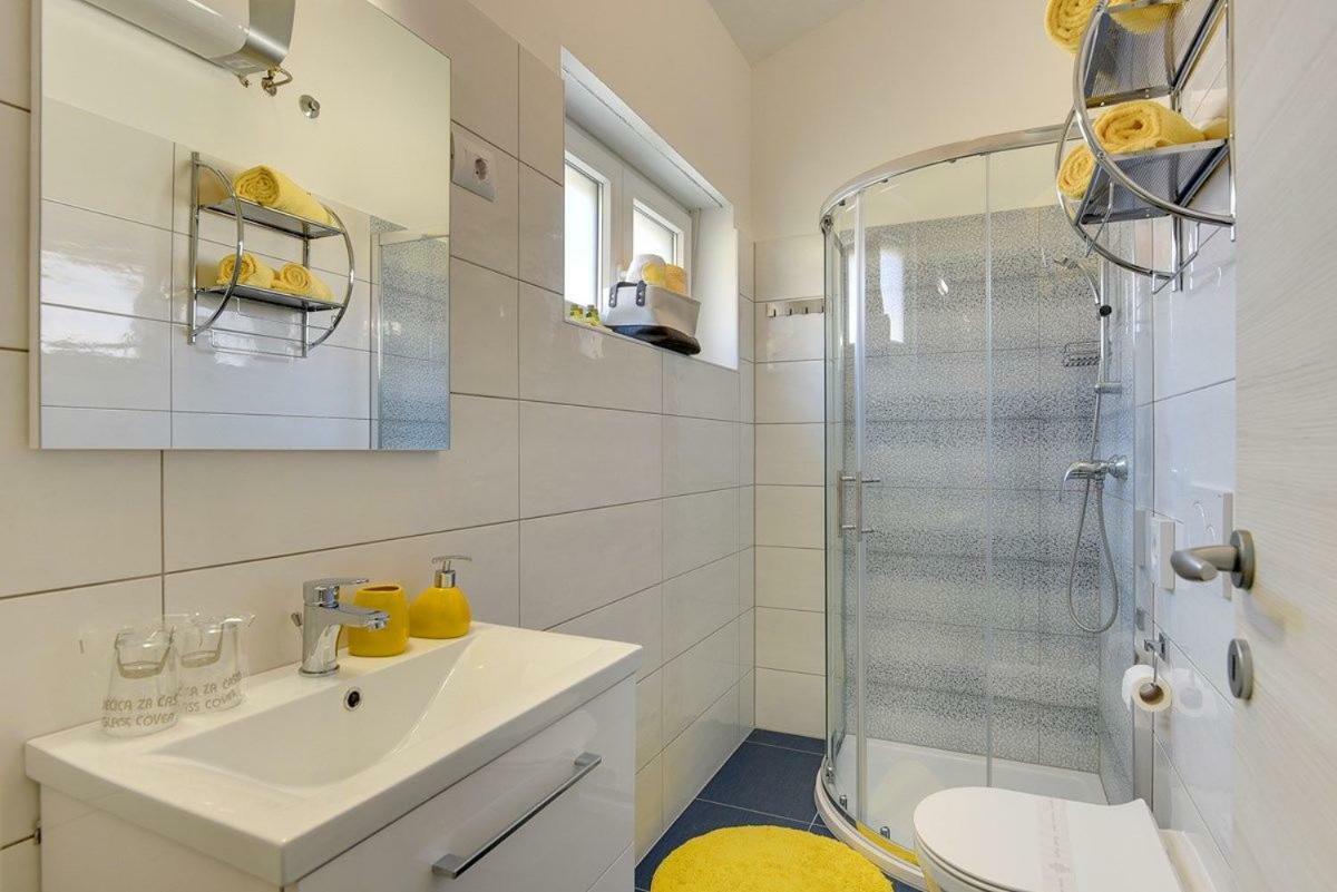 Villa Sunny Home 보드냔 외부 사진