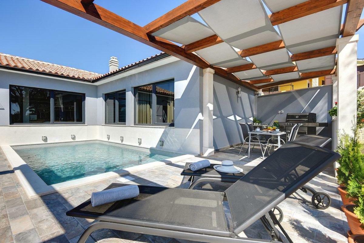 Villa Sunny Home 보드냔 외부 사진